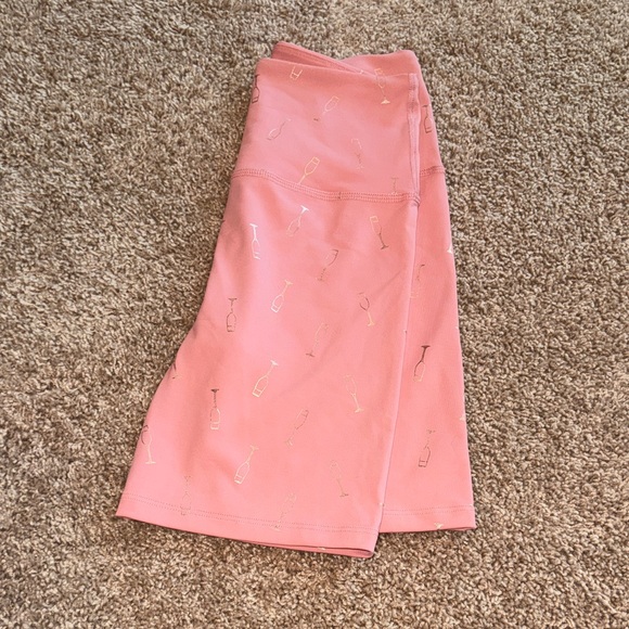 Beyond Yoga Pink Leggings with Champagne Print - Picture 1 of 2